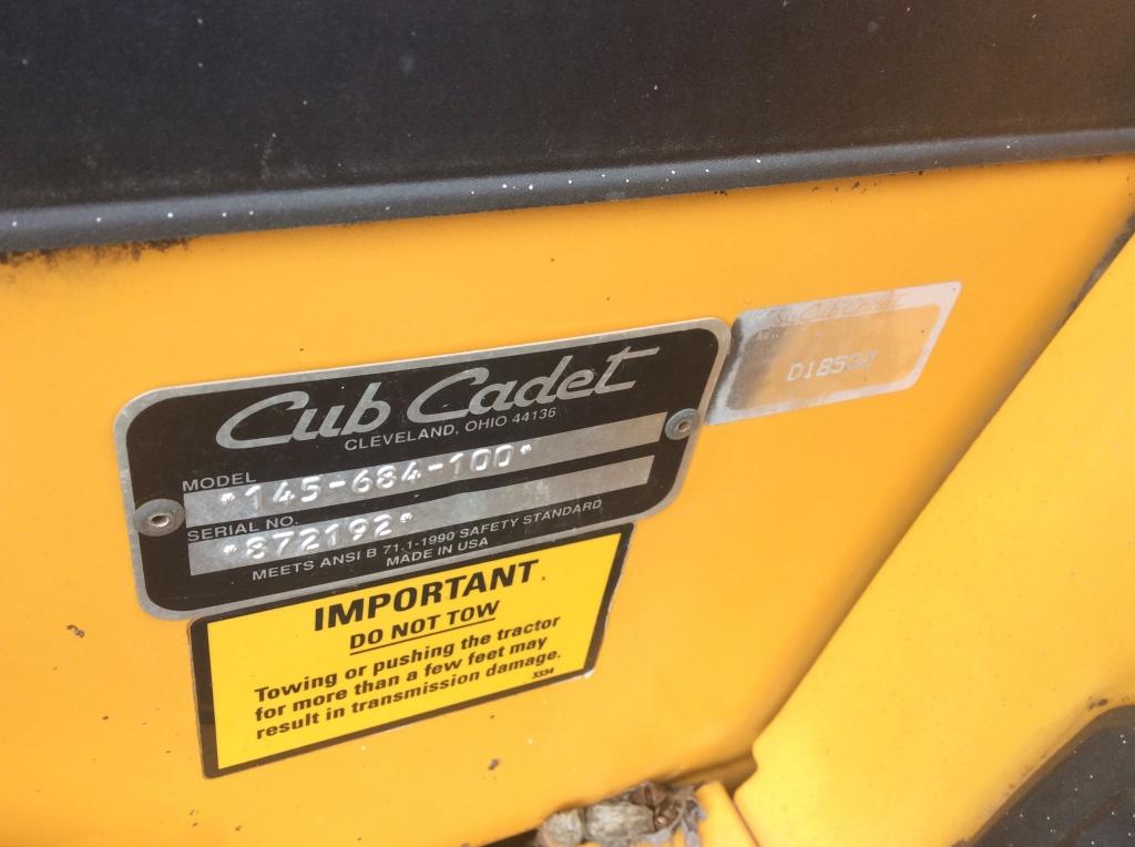 (17)CUB CADET 1864 MOWER