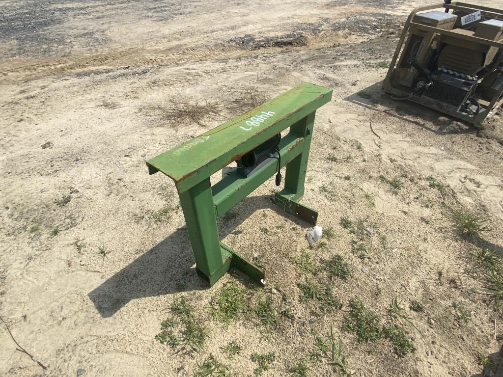 (47)JD TRACTOR BUMPER