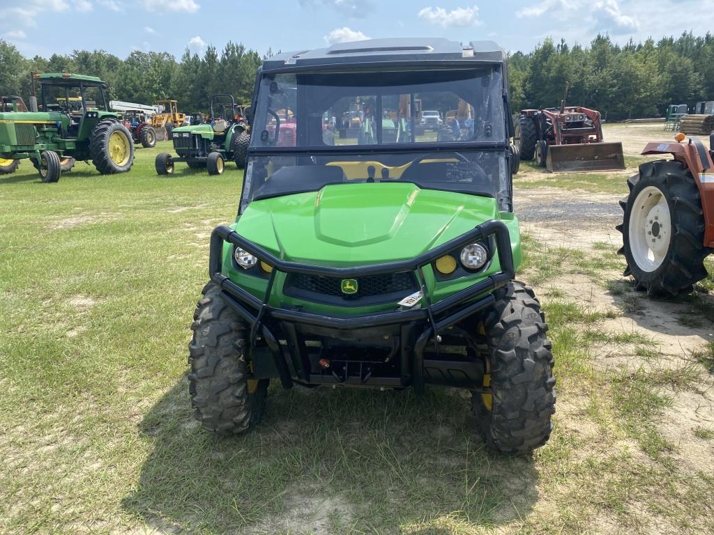 (4)JOHN DEERE GATOR XUV590I