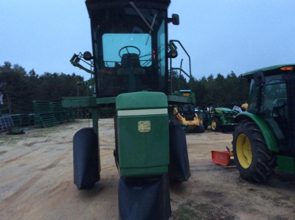 (25)JOHN DEERE 6000 SELF PROPELLED SPRAYER