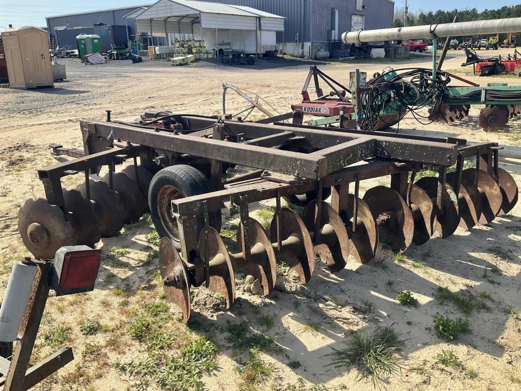 (44)10' PULL TYPE DISC HARROW