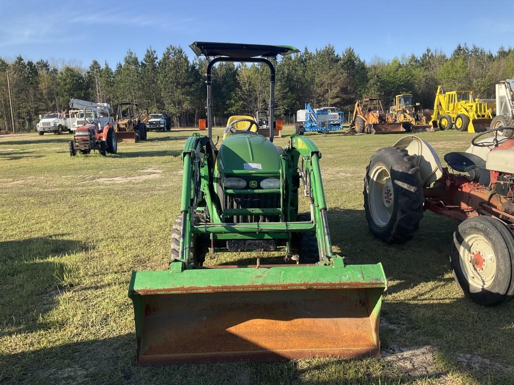 (27)JOHN DEERE 3120 W/ LOADER