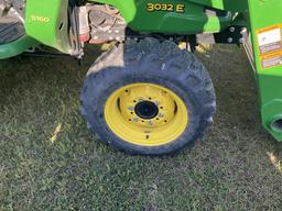 (15)JOHN DEERE 3032E W/ LOADER