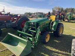 (15)JOHN DEERE 3032E W/ LOADER