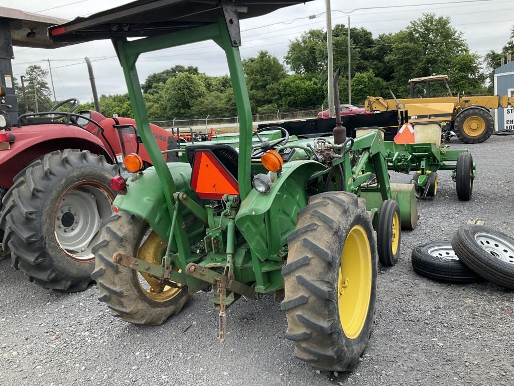 (24)JOHN DEERE 850 W/ JD 75 LOADER