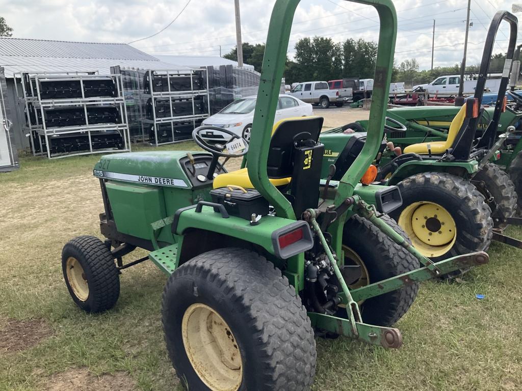 (22)JOHN DEERE 855