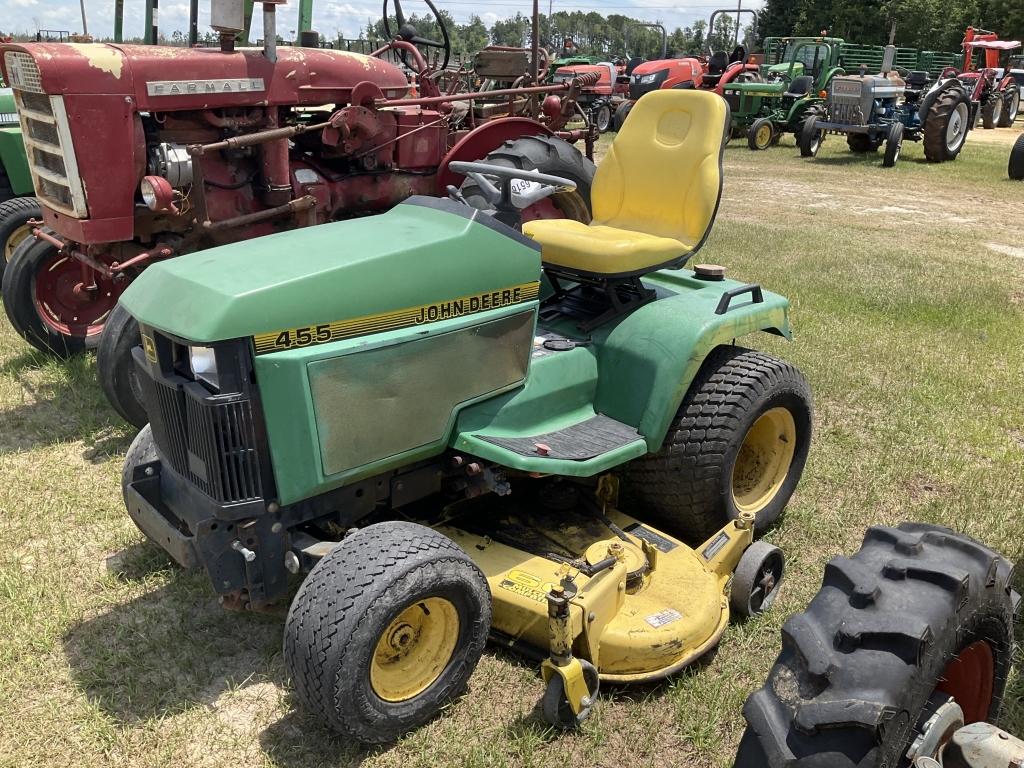 (20)JOHN DEERE 455 LAWN MOWER