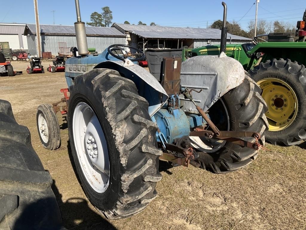 (44)FORD 3000