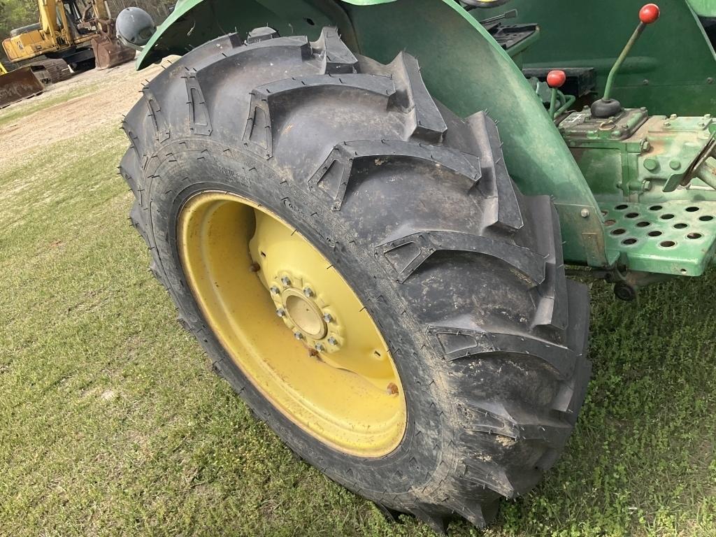 (41)JOHN DEERE 1050