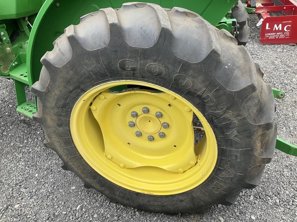 (45)JOHN DEERE 5045E TRACTOR