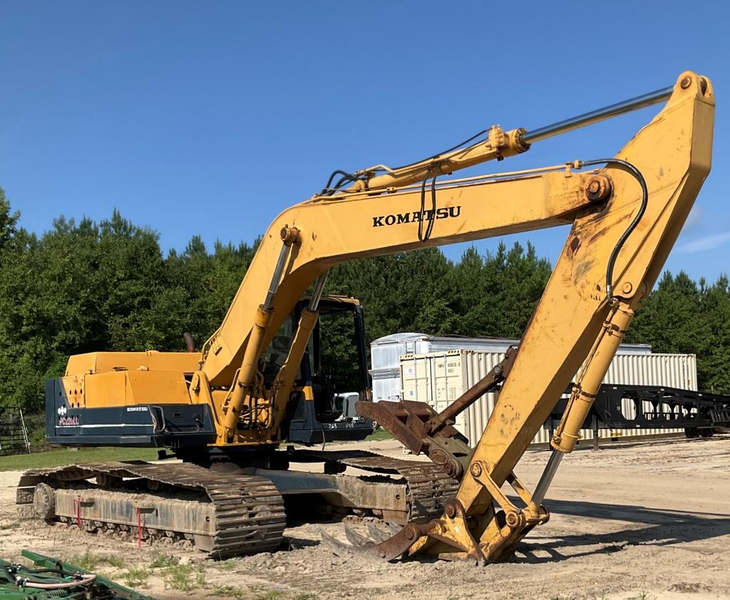 (83)KOMATSU PC220LC-3 EXCAVATOR