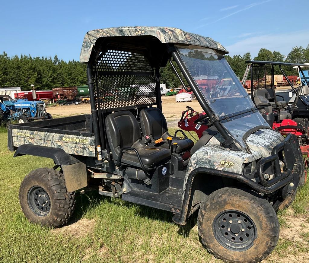 (8)JOHN DEERE 620i GATOR