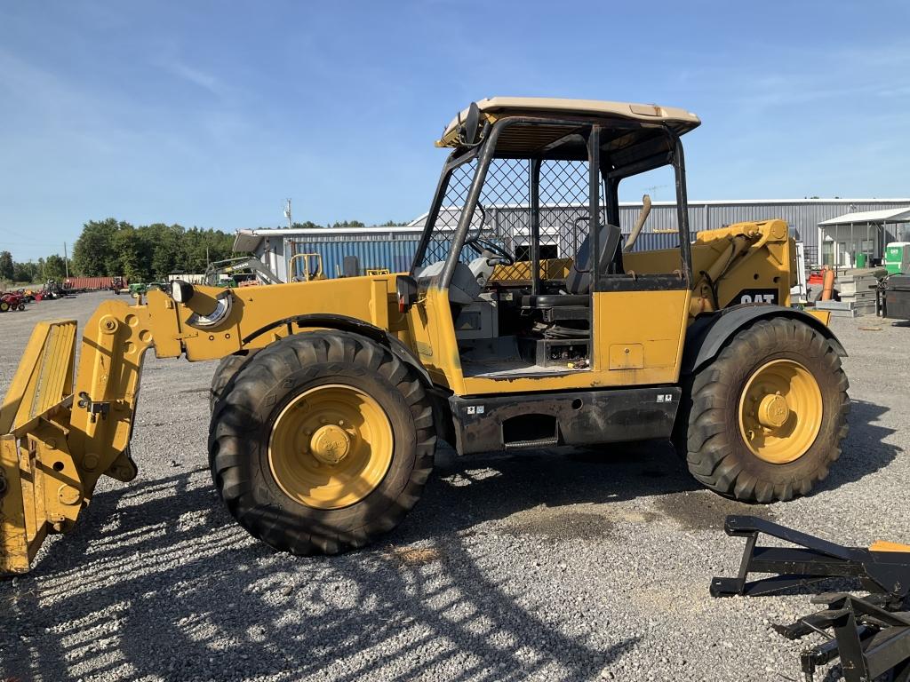 (78)CATERPILLAR TH83 TELEHANDLER