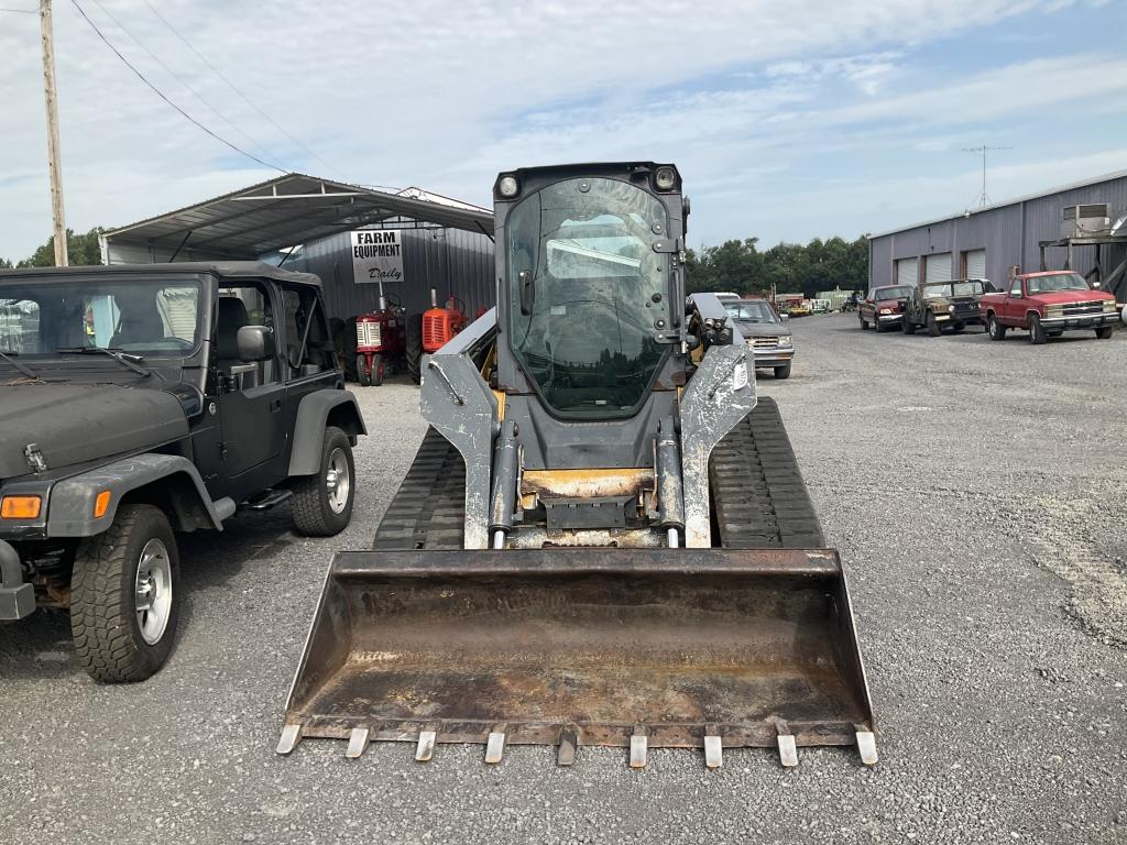 (75)JOHN DEERE 329DT SKID STEER