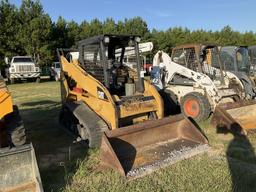 (72)CAT 257 TRACK SKID STEER