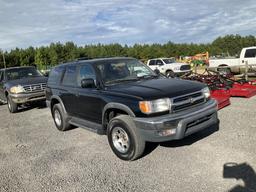 (102)1999 TOYOTA 4RUNNER SR5