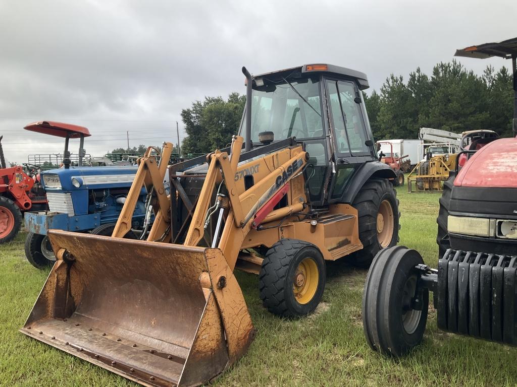 (59)CASE 570MXT LOADER