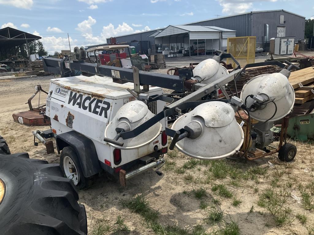 (35)WACKER LTC4 LIGHT PLANT