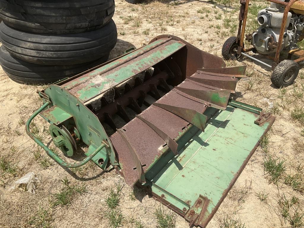 (41)JOHN DEERE STRAW CHOPPER