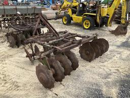 (44)6' JOHN DEERE DISC HARROW