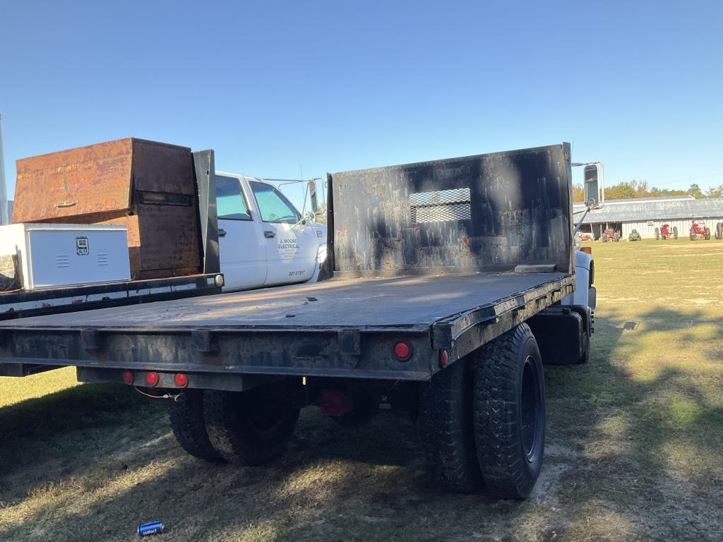 (102)1986 GMC C5000 TRUCK