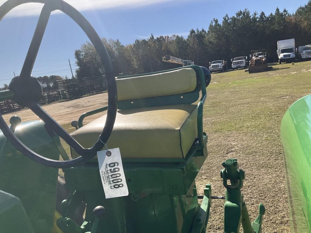 (34)JOHN DEERE 720