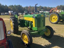 (31)JOHN DEERE 435D TRACTOR