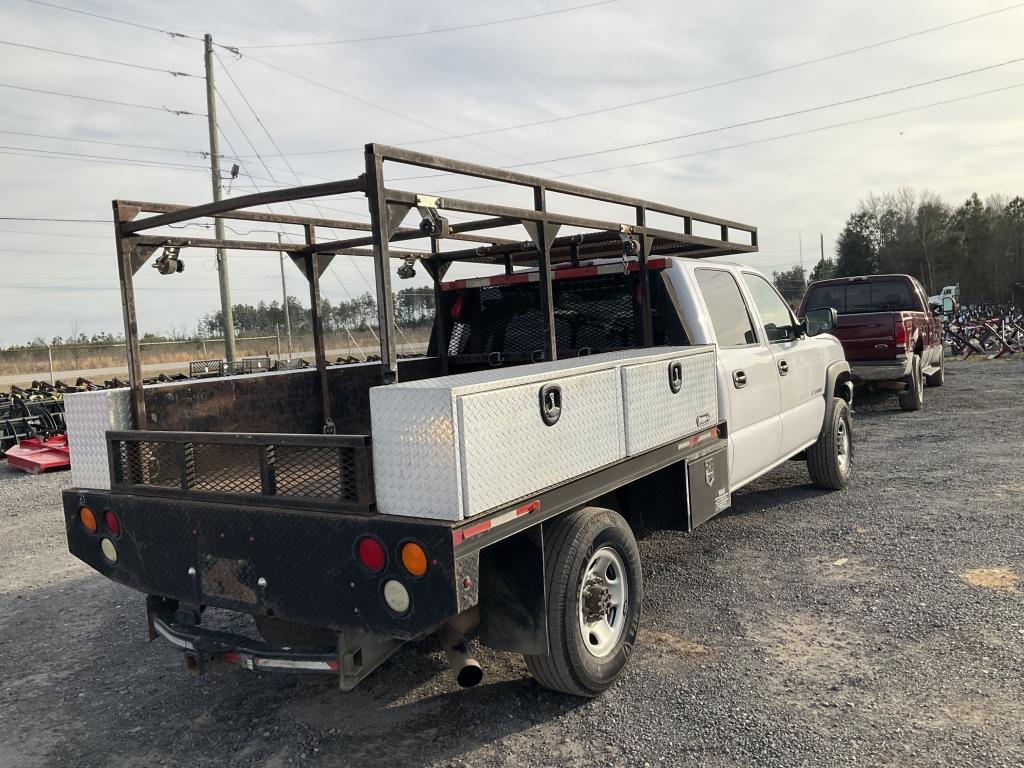 (107)2006 CHEVROLET C2500