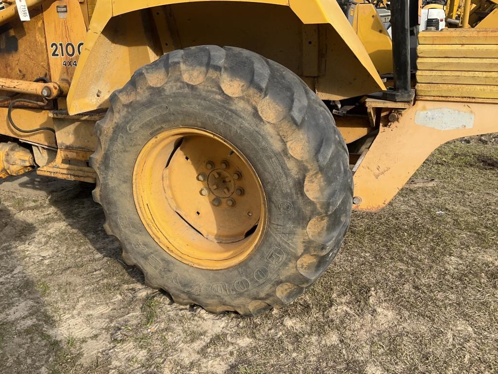 (103)JOHN DEERE 210C FRONT LOADER