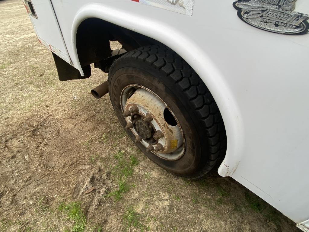 (117)2006 FORD F350 SERVICE TRUCK