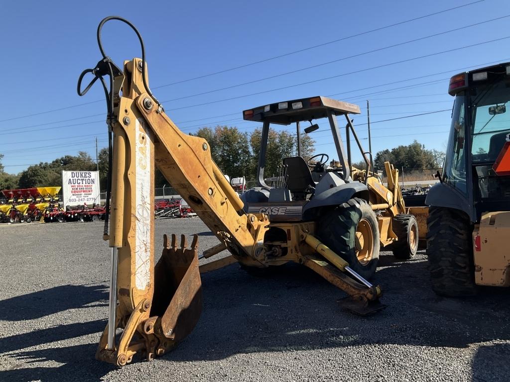 (76)CASE 580 SUPER L BACKHOE - 4X4