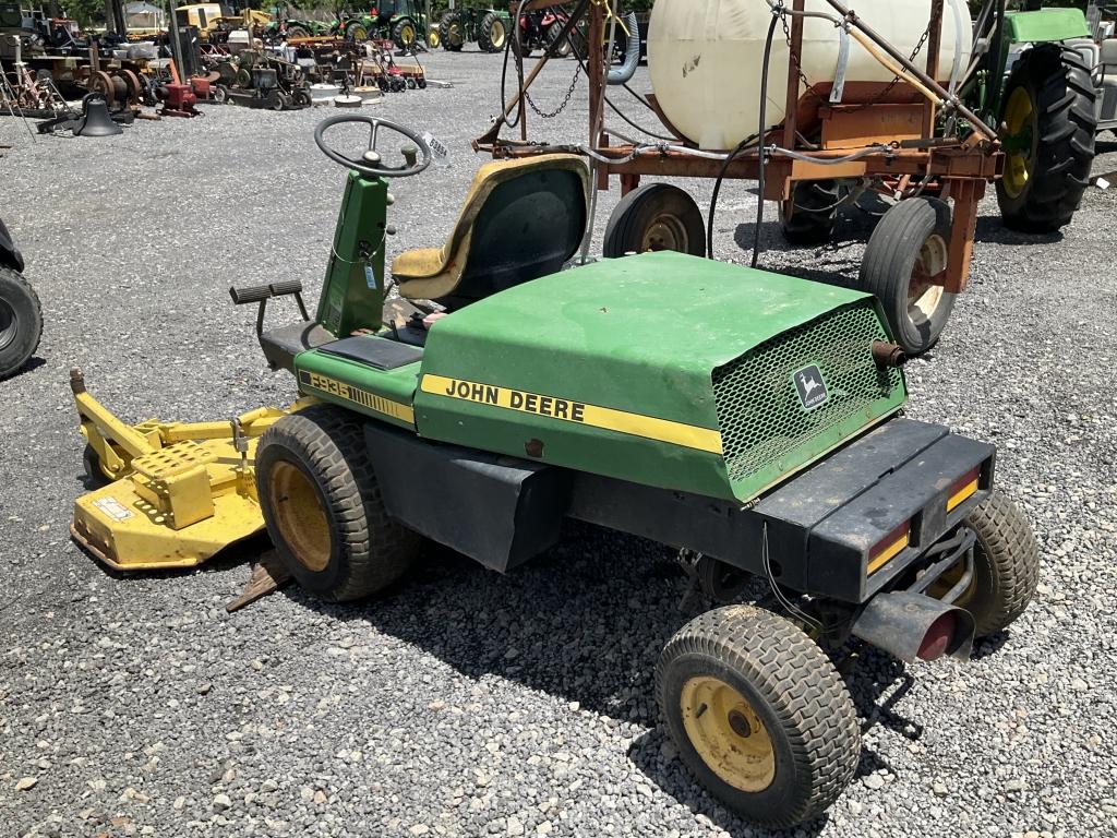 (21)JOHN DEERE F935 LAWN MOWER