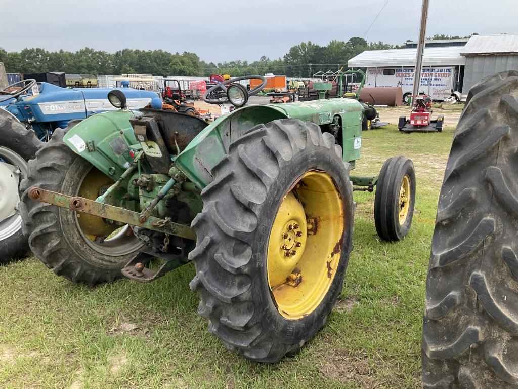 (49)DAVID BROWN 885 DIESEL TRACTOR