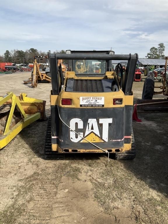 (211)CAT 257 TRACK SKID STEER