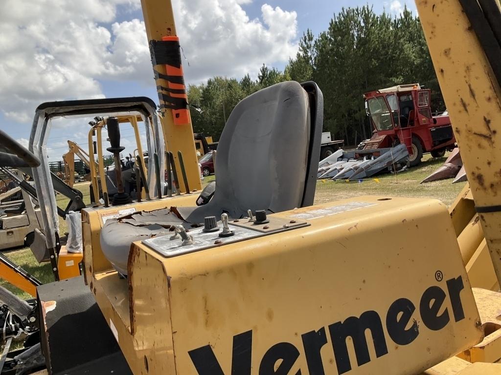 (200)VERMEER RT1250 TRENCHER