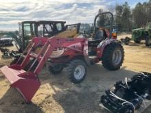 MAHINDRA 3215 W/ LOADER