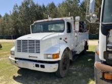 1999 INTERNATIONAL 4700 SERVICE TRUCK