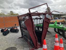 (484)NEW STOCKMEN CATTLE SQUEEZE CHUTE