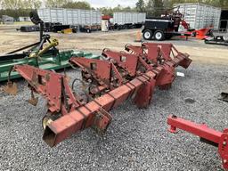 (578)CASE 183 4 ROW CULTIVATOR