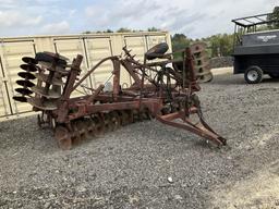 (1048)INTERNATIONAL 490 20' PULL TYPE DISC HARROW