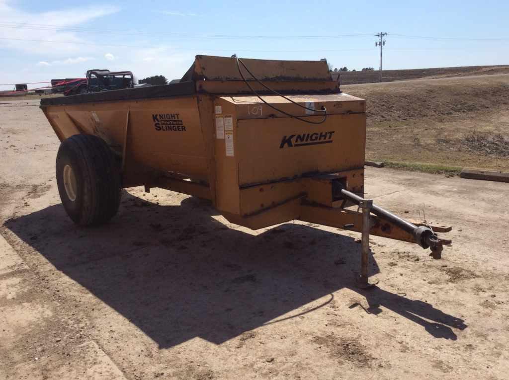 Kuhn Knight Pro Twin Spreader,  Model 8014