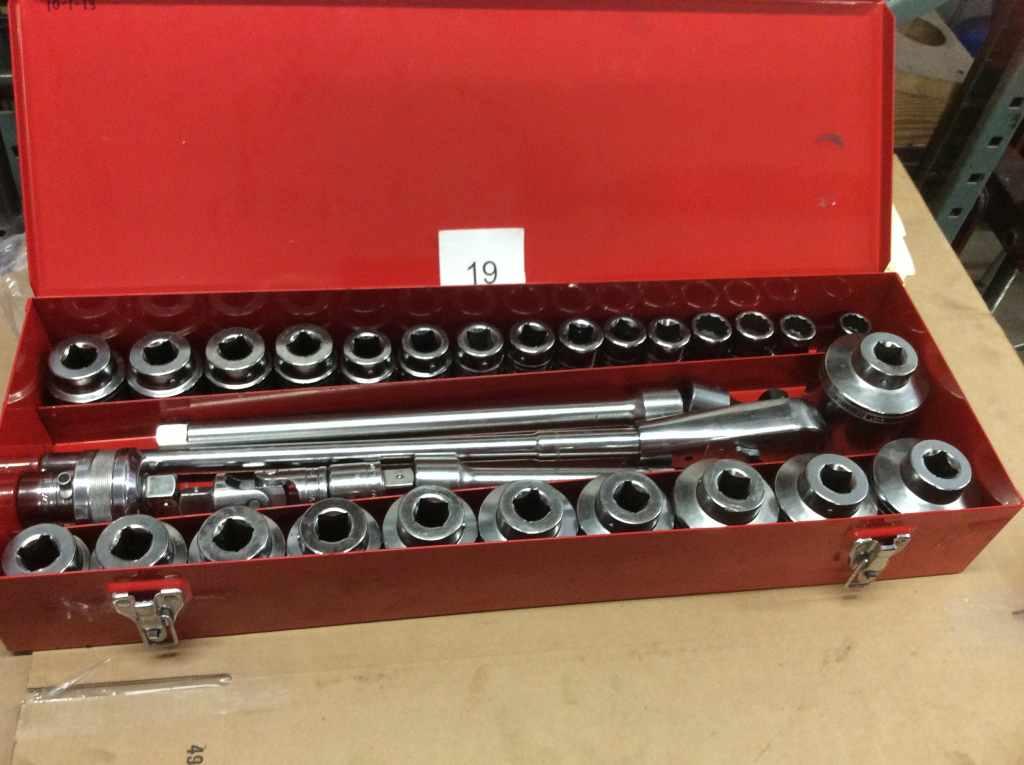 Snap-on 3/4 drive 12 pt socket set 3/4 to 2-3/8