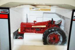 IH Farmall 350 Diesel Tractor with Platform - SpecCast - Classic Series