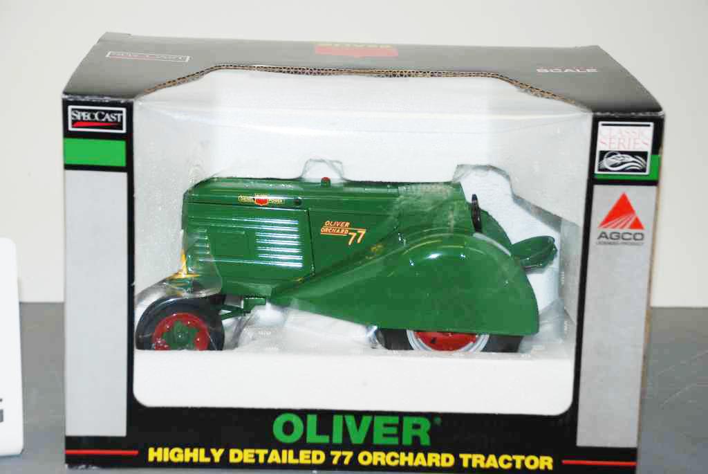 Oliver 77 Orchard Tractor - SpecCast - Classic Series