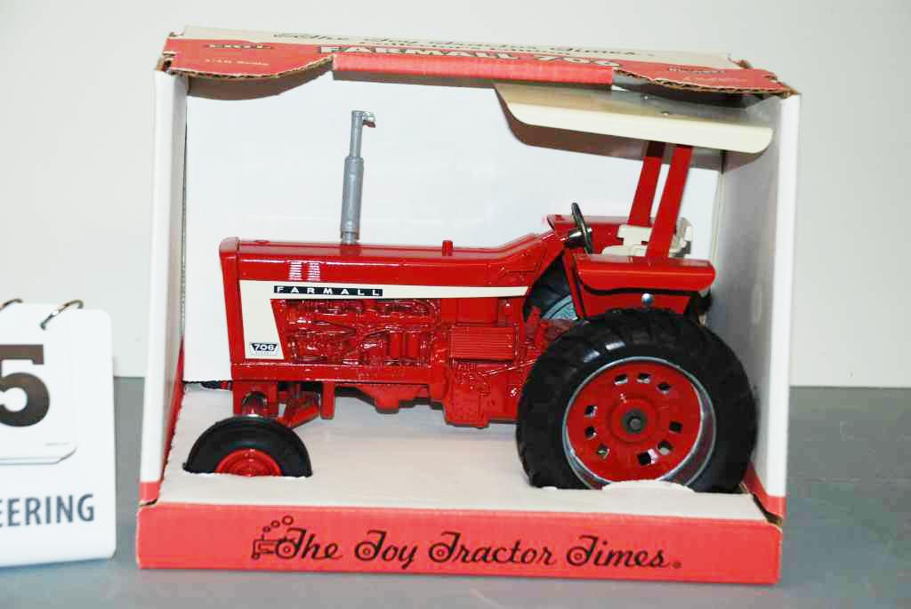 Farmall 706 Tractor - The Toy Tractor Times Collector's Edition - Ertl