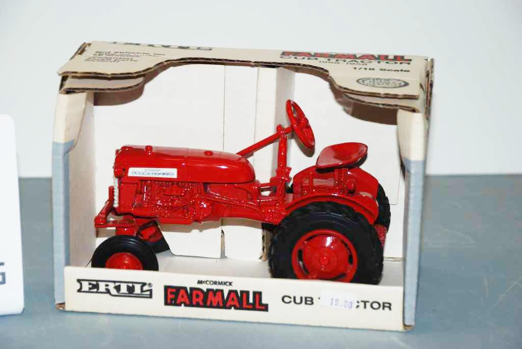 McCormick Farmall Cub Tractor - Ertl