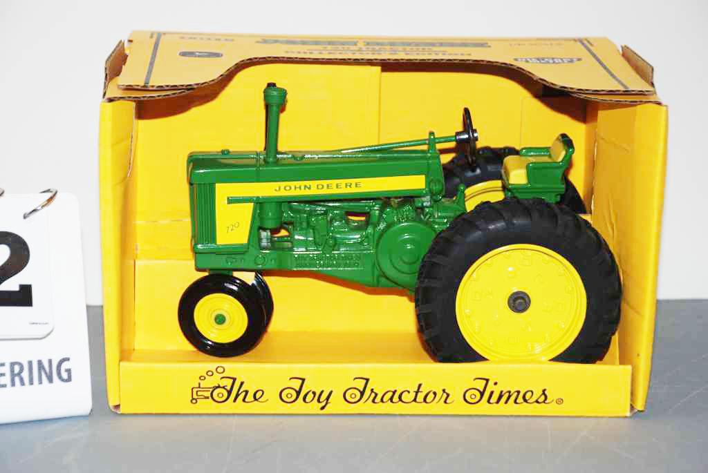 John Deere 720 NF Tractor - The Toy Tractor Times - Ertl