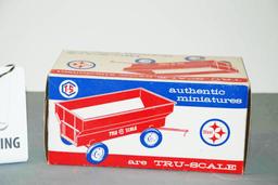 402 Tru-Scale Wagon Grain Box