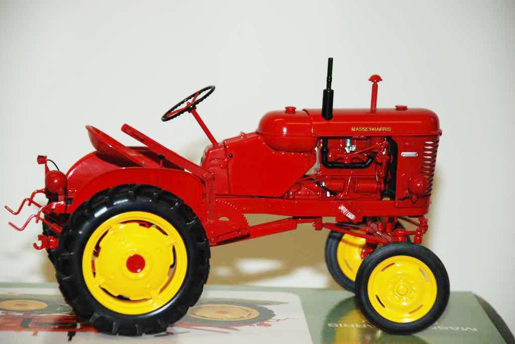 Massey-Harris Pony 812 WF Tractor - Universal Hobbies