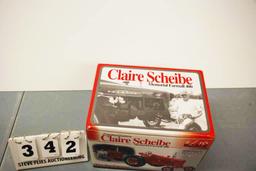 Limited Edition Claire Scheibe Memorial Farmall 400 - The Toy Farmer